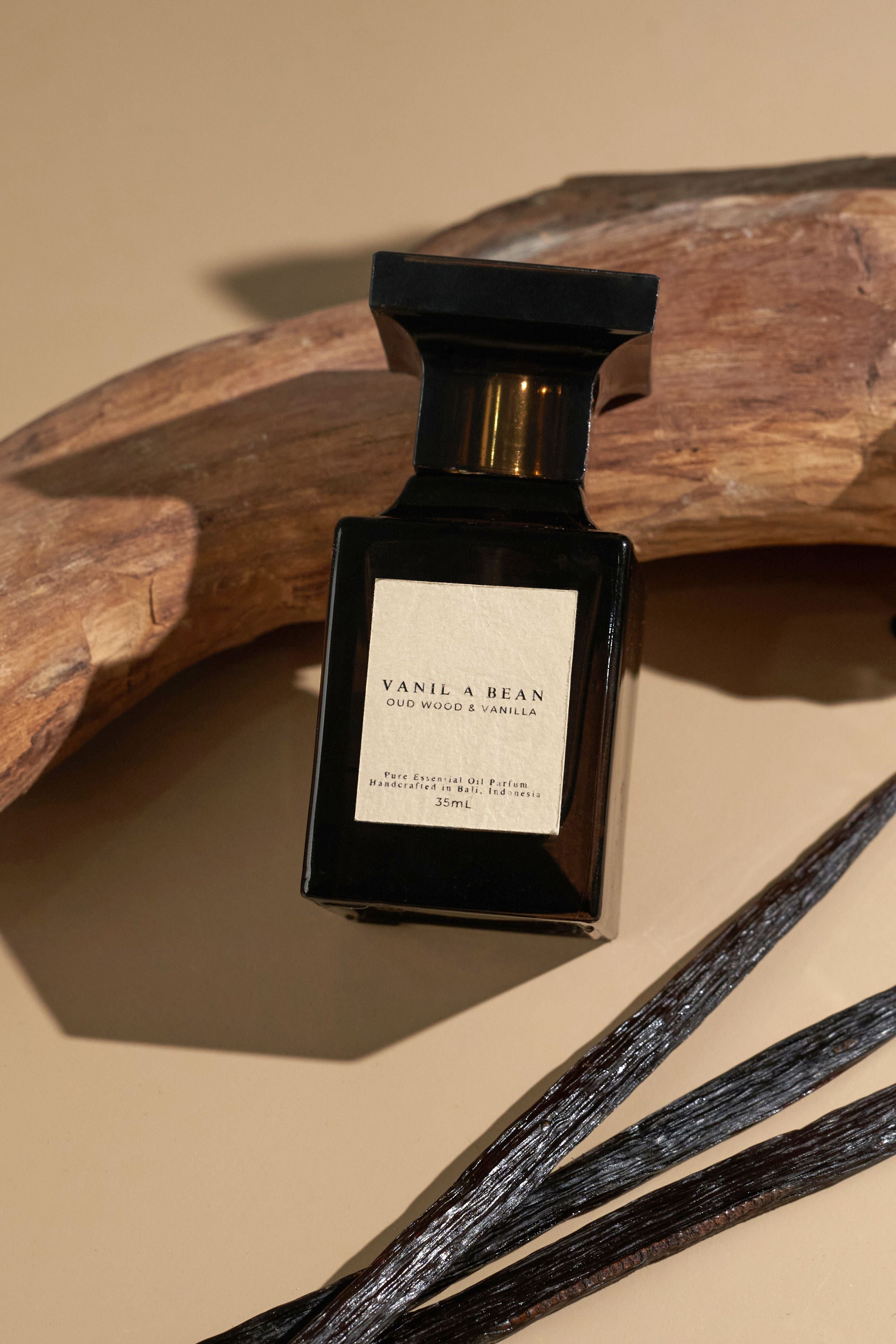 Fragrance oud wood online